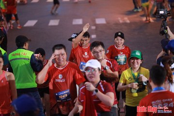 BƯỚC CHẠY CHÀO XUÂN THÀNH PHỐ QUẢNG NGÃI 2024 - Ảnh #1249979