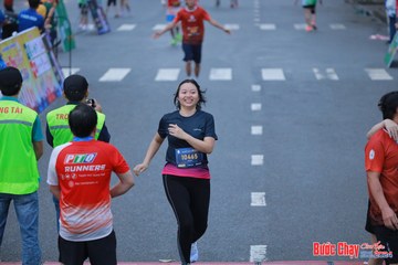 BƯỚC CHẠY CHÀO XUÂN THÀNH PHỐ QUẢNG NGÃI 2024 - Ảnh #1251879