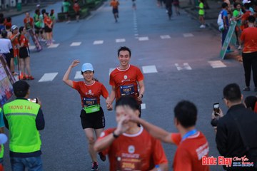 BƯỚC CHẠY CHÀO XUÂN THÀNH PHỐ QUẢNG NGÃI 2024 - Ảnh #1250794