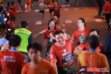 BƯỚC CHẠY CHÀO XUÂN THÀNH PHỐ QUẢNG NGÃI 2024 - Ảnh #1249584