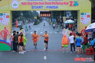 BƯỚC CHẠY CHÀO XUÂN THÀNH PHỐ QUẢNG NGÃI 2024 - Ảnh #1252153