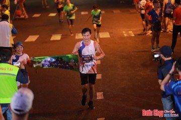 BƯỚC CHẠY CHÀO XUÂN THÀNH PHỐ QUẢNG NGÃI 2024 - Ảnh #1249022