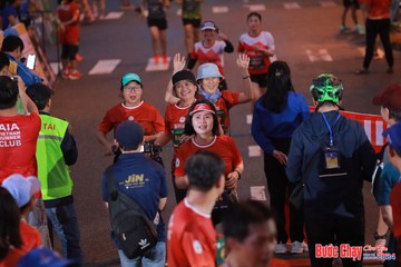BƯỚC CHẠY CHÀO XUÂN THÀNH PHỐ QUẢNG NGÃI 2024 - Ảnh #1249828