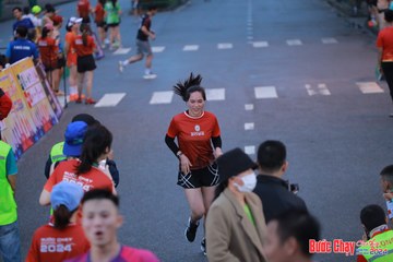 BƯỚC CHẠY CHÀO XUÂN THÀNH PHỐ QUẢNG NGÃI 2024 - Ảnh #1250863