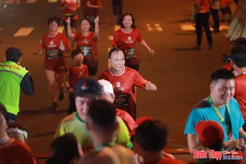 BƯỚC CHẠY CHÀO XUÂN THÀNH PHỐ QUẢNG NGÃI 2024 - Ảnh #1248832