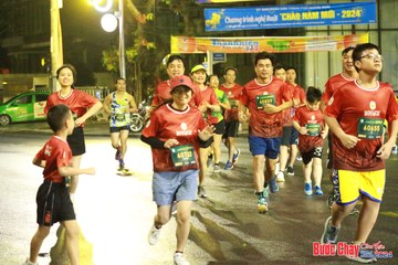 BƯỚC CHẠY CHÀO XUÂN THÀNH PHỐ QUẢNG NGÃI 2024 - Ảnh #1223067