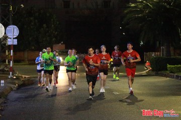 BƯỚC CHẠY CHÀO XUÂN THÀNH PHỐ QUẢNG NGÃI 2024 - Ảnh #1225340