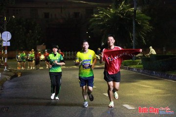 BƯỚC CHẠY CHÀO XUÂN THÀNH PHỐ QUẢNG NGÃI 2024 - Ảnh #1225351