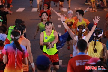 BƯỚC CHẠY CHÀO XUÂN THÀNH PHỐ QUẢNG NGÃI 2024 - Ảnh #1249953