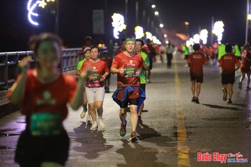 BƯỚC CHẠY CHÀO XUÂN THÀNH PHỐ QUẢNG NGÃI 2024 - Ảnh #1232890