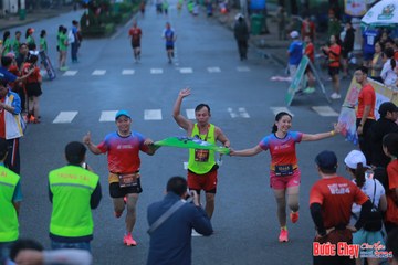 BƯỚC CHẠY CHÀO XUÂN THÀNH PHỐ QUẢNG NGÃI 2024 - Ảnh #1220747