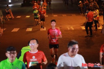 BƯỚC CHẠY CHÀO XUÂN THÀNH PHỐ QUẢNG NGÃI 2024 - Ảnh #1248774