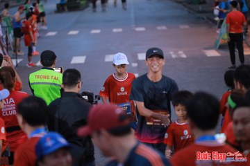 BƯỚC CHẠY CHÀO XUÂN THÀNH PHỐ QUẢNG NGÃI 2024 - Ảnh #1250438