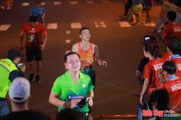 BƯỚC CHẠY CHÀO XUÂN THÀNH PHỐ QUẢNG NGÃI 2024 - Ảnh #1249339