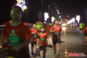 BƯỚC CHẠY CHÀO XUÂN THÀNH PHỐ QUẢNG NGÃI 2024 - Ảnh #1236097