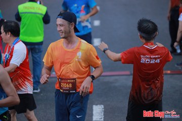 BƯỚC CHẠY CHÀO XUÂN THÀNH PHỐ QUẢNG NGÃI 2024 - Ảnh #1251035