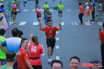 BƯỚC CHẠY CHÀO XUÂN THÀNH PHỐ QUẢNG NGÃI 2024 - Ảnh #1251580