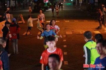 BƯỚC CHẠY CHÀO XUÂN THÀNH PHỐ QUẢNG NGÃI 2024 - Ảnh #1243042