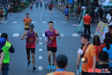 BƯỚC CHẠY CHÀO XUÂN THÀNH PHỐ QUẢNG NGÃI 2024 - Ảnh #1251265
