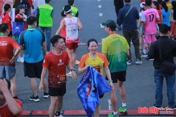 BƯỚC CHẠY CHÀO XUÂN THÀNH PHỐ QUẢNG NGÃI 2024 - Ảnh #1220731