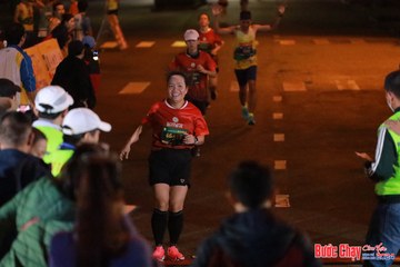 BƯỚC CHẠY CHÀO XUÂN THÀNH PHỐ QUẢNG NGÃI 2024 - Ảnh #1243762