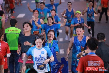 BƯỚC CHẠY CHÀO XUÂN THÀNH PHỐ QUẢNG NGÃI 2024 - Ảnh #1250243