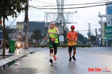 BƯỚC CHẠY CHÀO XUÂN THÀNH PHỐ QUẢNG NGÃI 2024 - Ảnh #1230443
