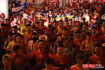BƯỚC CHẠY CHÀO XUÂN THÀNH PHỐ QUẢNG NGÃI 2024 - Ảnh #1213047
