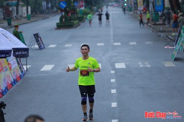 BƯỚC CHẠY CHÀO XUÂN THÀNH PHỐ QUẢNG NGÃI 2024 - Ảnh #1252222