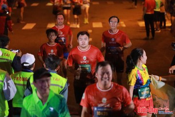 BƯỚC CHẠY CHÀO XUÂN THÀNH PHỐ QUẢNG NGÃI 2024 - Ảnh #1248195