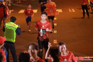 BƯỚC CHẠY CHÀO XUÂN THÀNH PHỐ QUẢNG NGÃI 2024 - Ảnh #1248746