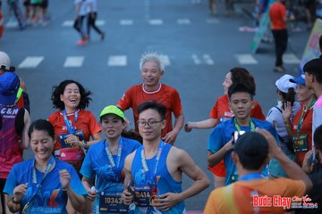 BƯỚC CHẠY CHÀO XUÂN THÀNH PHỐ QUẢNG NGÃI 2024 - Ảnh #1251320