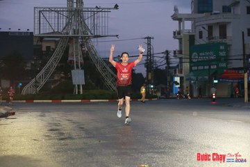 BƯỚC CHẠY CHÀO XUÂN THÀNH PHỐ QUẢNG NGÃI 2024 - Ảnh #1230155