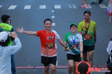 BƯỚC CHẠY CHÀO XUÂN THÀNH PHỐ QUẢNG NGÃI 2024 - Ảnh #1251671