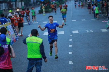 BƯỚC CHẠY CHÀO XUÂN THÀNH PHỐ QUẢNG NGÃI 2024 - Ảnh #1251194