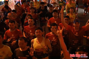 BƯỚC CHẠY CHÀO XUÂN THÀNH PHỐ QUẢNG NGÃI 2024 - Ảnh #1213080