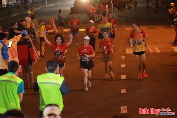 BƯỚC CHẠY CHÀO XUÂN THÀNH PHỐ QUẢNG NGÃI 2024 - Ảnh #1248787