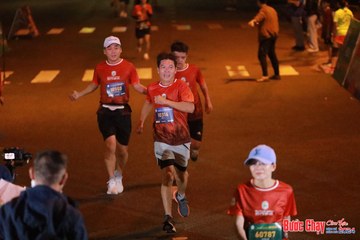 BƯỚC CHẠY CHÀO XUÂN THÀNH PHỐ QUẢNG NGÃI 2024 - Ảnh #1245238