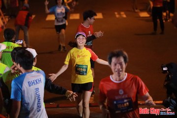 BƯỚC CHẠY CHÀO XUÂN THÀNH PHỐ QUẢNG NGÃI 2024 - Ảnh #1252412