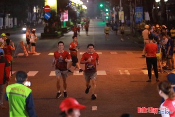 BƯỚC CHẠY CHÀO XUÂN THÀNH PHỐ QUẢNG NGÃI 2024 - Ảnh #1249286