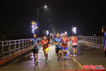 BƯỚC CHẠY CHÀO XUÂN THÀNH PHỐ QUẢNG NGÃI 2024 - Ảnh #1231193