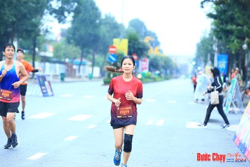 BƯỚC CHẠY CHÀO XUÂN THÀNH PHỐ QUẢNG NGÃI 2024 - Ảnh #1238254