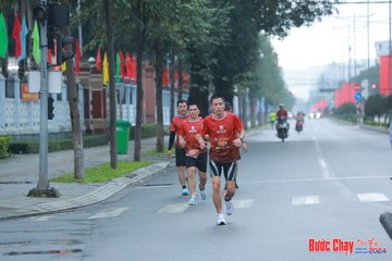 BƯỚC CHẠY CHÀO XUÂN THÀNH PHỐ QUẢNG NGÃI 2024 - Ảnh #1237225