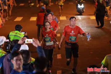 BƯỚC CHẠY CHÀO XUÂN THÀNH PHỐ QUẢNG NGÃI 2024 - Ảnh #1246765