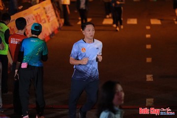BƯỚC CHẠY CHÀO XUÂN THÀNH PHỐ QUẢNG NGÃI 2024 - Ảnh #1240096