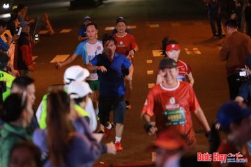 BƯỚC CHẠY CHÀO XUÂN THÀNH PHỐ QUẢNG NGÃI 2024 - Ảnh #1244908