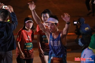 BƯỚC CHẠY CHÀO XUÂN THÀNH PHỐ QUẢNG NGÃI 2024 - Ảnh #1247098