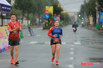 BƯỚC CHẠY CHÀO XUÂN THÀNH PHỐ QUẢNG NGÃI 2024 - Ảnh #1237394