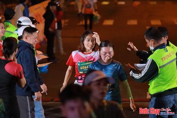 BƯỚC CHẠY CHÀO XUÂN THÀNH PHỐ QUẢNG NGÃI 2024 - Ảnh #1243086