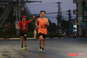 BƯỚC CHẠY CHÀO XUÂN THÀNH PHỐ QUẢNG NGÃI 2024 - Ảnh #1230172